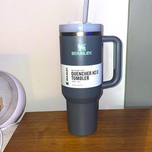 Brand new STANLEY Tumbler. “Flowstate” Quencher H2.0 40 oz